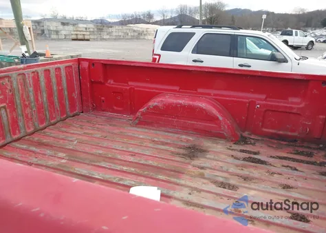 2004 Chevrolet Silverado 1500 Work Truck z USA, uszkodzony, nr VIN 1GCEK14X94Z307276